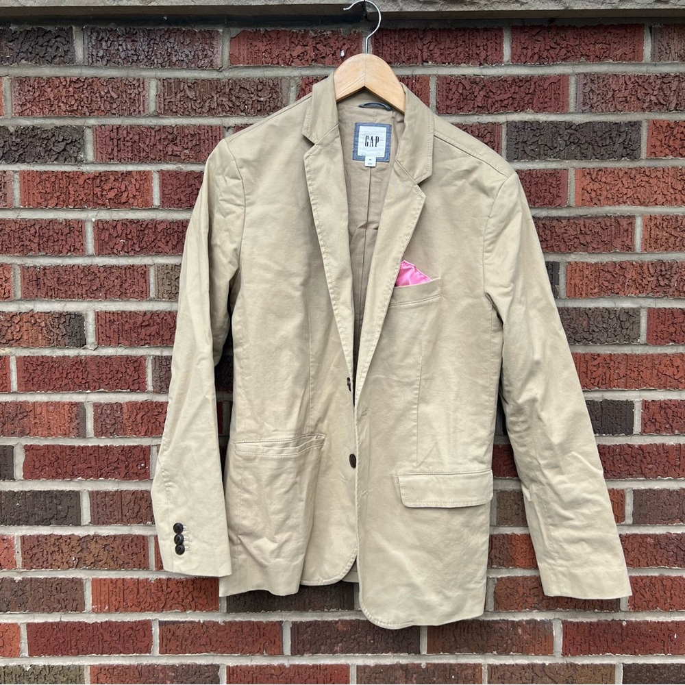 GAP Tan Khaki and Pink Pocket Square Fitted Sport Coat Jacket Blazer